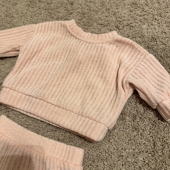 Baby Girl Light Pink Set - Picture 3 of 4